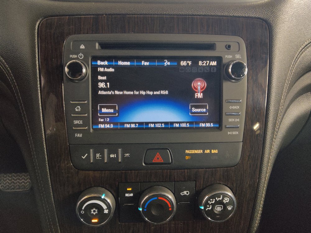 Used 2017 Chevrolet Traverse LT w/ Style and Technology Package AWD/4WD image 25