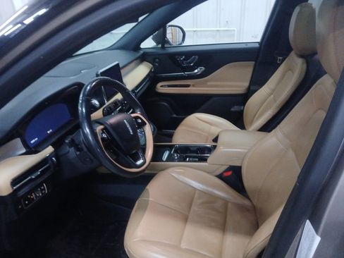 Used 2021 Lincoln Corsair Reserve image 17