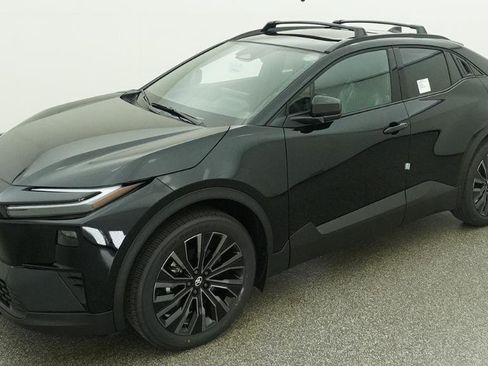 New 2026 Toyota C-HR AWD/4WD image 14