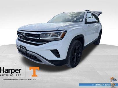 Used 2023 Volkswagen Atlas SE w/ Panoramic Sunroof Package