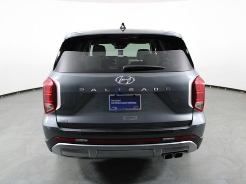 Certified 2025 Hyundai Palisade SE FWD image 11