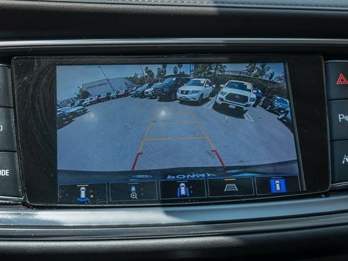 Used 2022 Buick Enclave Avenir w/ Avenir Technology Package AWD/4WD image 23
