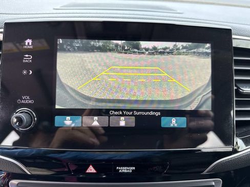 Used 2019 Honda Pilot Touring image 34