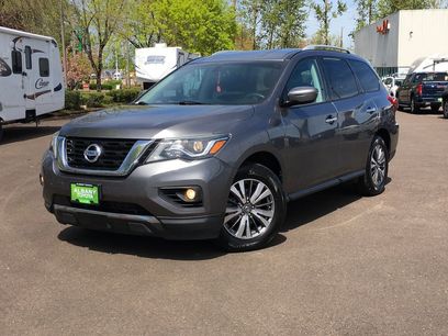 Used 2017 Nissan Pathfinder SV