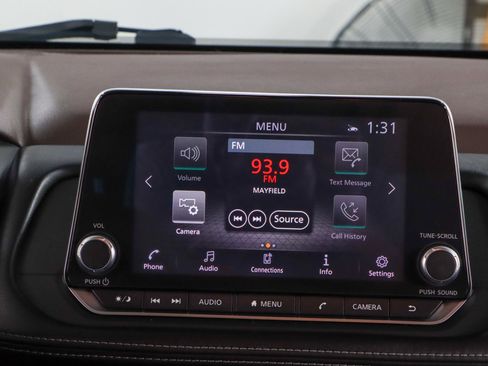 Used 2021 Nissan Rogue SV AWD/4WD image 19