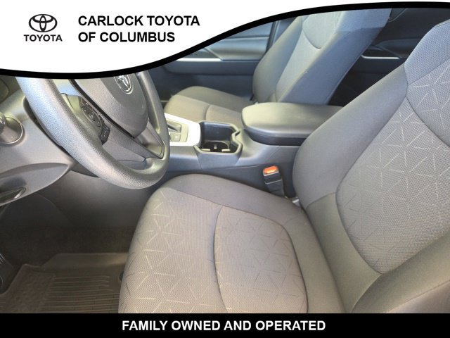 Used 2024 Toyota RAV4 XLE AWD/4WD image 13