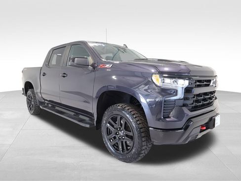 Certified 2023 Chevrolet Silverado 1500 LT Trail Boss w/ LPO, Dark Essentials Package AWD/4WD image 6