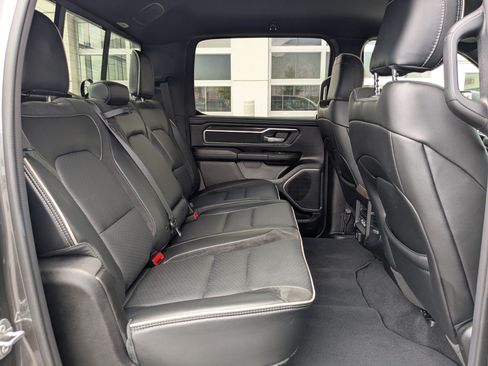 Used 2025 RAM 1500 Laramie w/ Sport Appearance Package AWD/4WD image 32