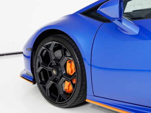 Used 2023 Lamborghini Huracan Tecnica RWD image 67