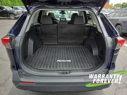 Used 2021 Toyota RAV4 XLE w/ Convenience Package AWD/4WD image 18