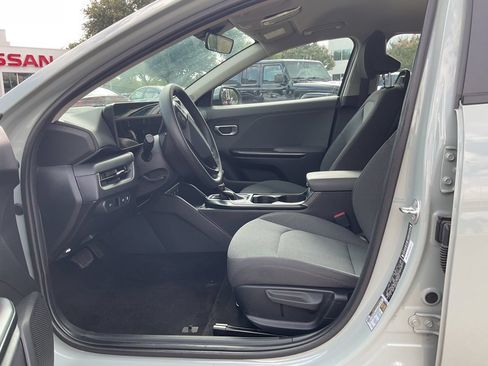 Used 2025 Kia K4 FWD image 8