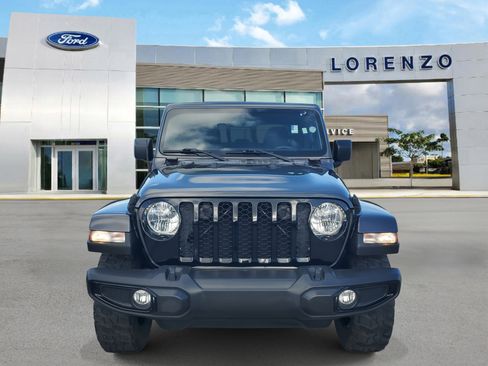 Used 2023 Jeep Gladiator Sport image 2