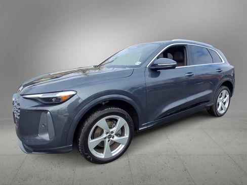 Certified 2025 Audi Q5 Premium Plus w/ Premium Plus image 4