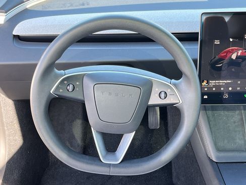 Used 2025 Tesla Model 3 Long Range image 18