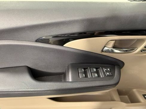 Used 2019 Honda Pilot Elite image 13
