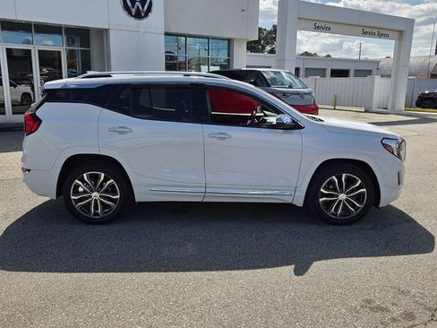 Used 2020 GMC Terrain Denali w/ Denali Premium Package image 14