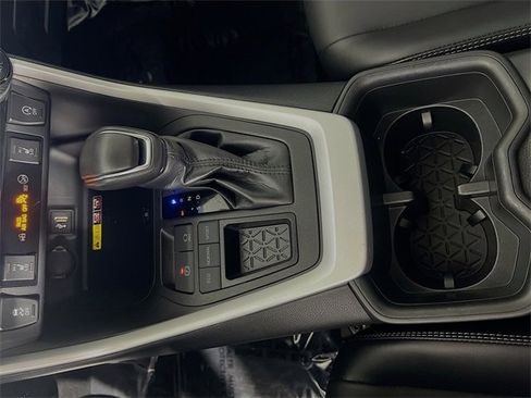 Used 2023 Toyota RAV4 XLE Premium image 24