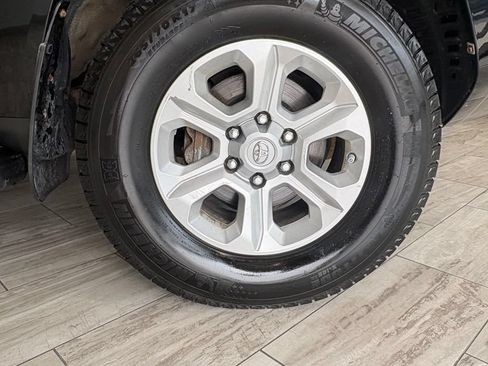 Used 2014 Toyota 4Runner SR5 Premium RWD image 8