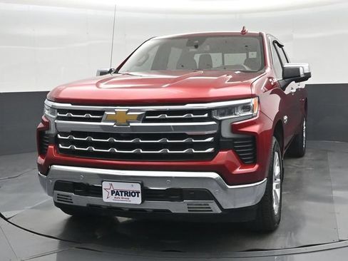 Used 2023 Chevrolet Silverado 1500 LTZ AWD/4WD image 33