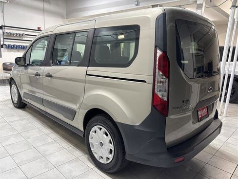 Used 2015 Ford Transit Connect XL image 2