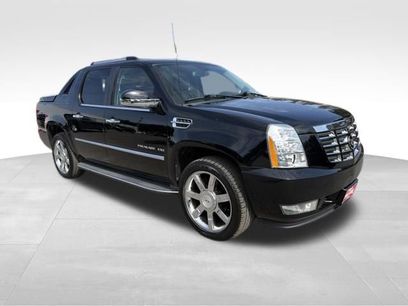Used 2011 Cadillac Escalade EXT Luxury