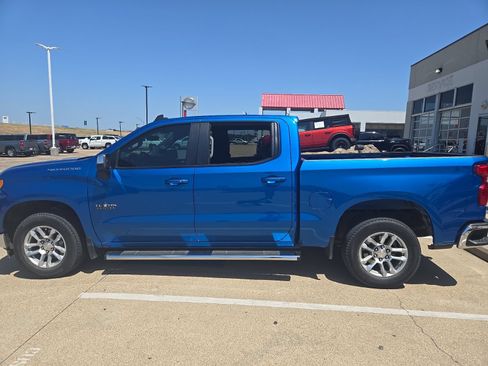 Used 2023 Chevrolet Silverado 1500 LT RWD image 13