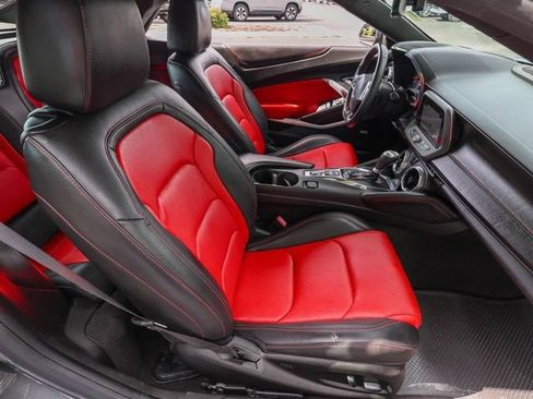 Used 2018 Chevrolet Camaro LT RWD image 23