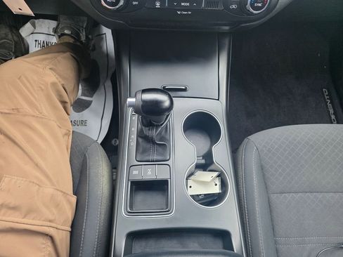 Used 2018 Kia Sorento AWD image 16