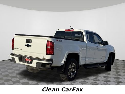 Used 2019 Chevrolet Colorado Z71 image 3