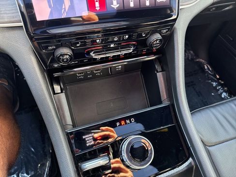 Used 2024 Jeep Grand Cherokee L Limited w/ Luxury Tech Group II image 25