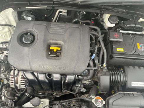 Used 2025 Kia Soul LX w/ LX Technology Package image 27