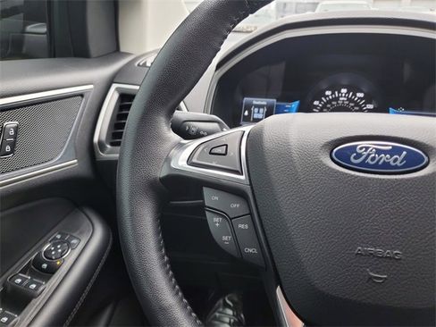 Certified 2024 Ford Edge SEL w/ Convenience Package image 13