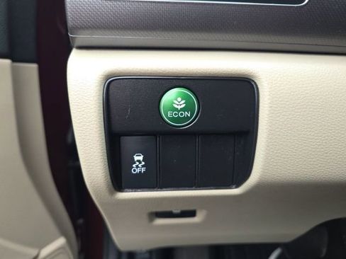 Used 2015 Honda Accord LX image 11