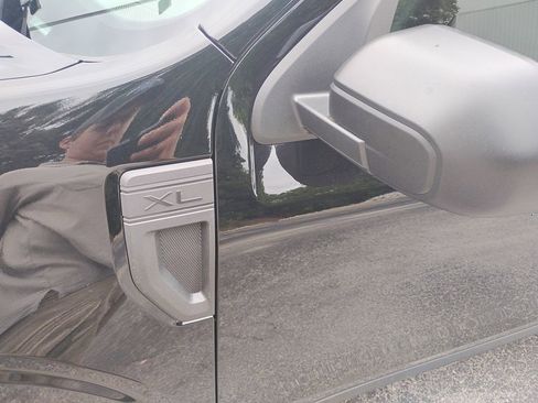 New 2025 Ford Maverick XL image 10