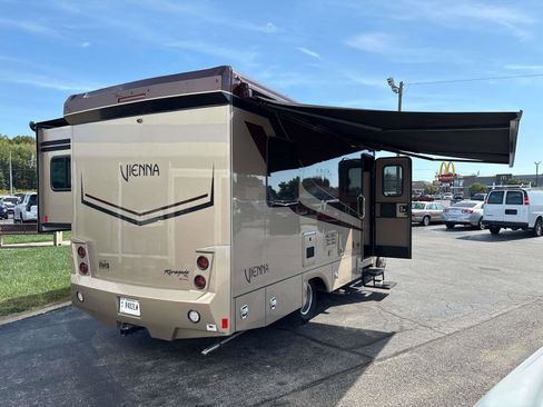 Used 2019 Mercedes-Benz Sprinter 170 image 5