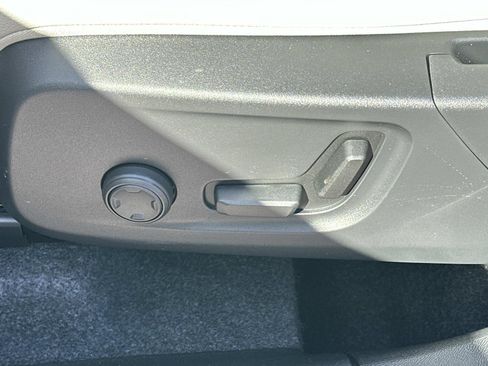 New 2026 Volvo XC40 B5 Plus w/ Protection Package Premier image 14