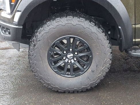 Used 2025 Ford F150 Raptor image 8