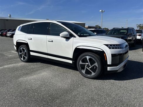 New 2026 Hyundai Ioniq 9 Limited image 2