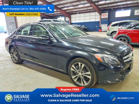Used 2015 Mercedes-Benz C 300 4MATIC Sedan image 5