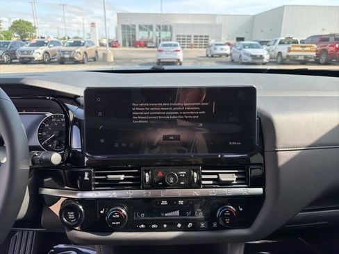New 2026 Nissan Pathfinder SV AWD/4WD image 16