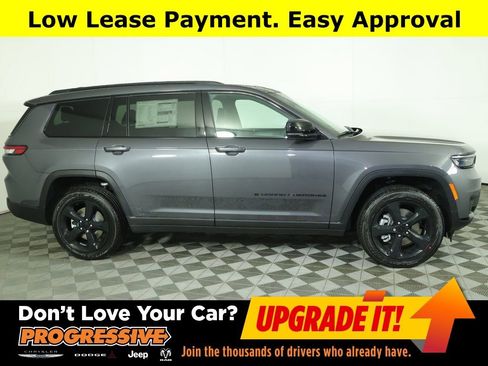 New 2025 Jeep Grand Cherokee L Altitude image 1