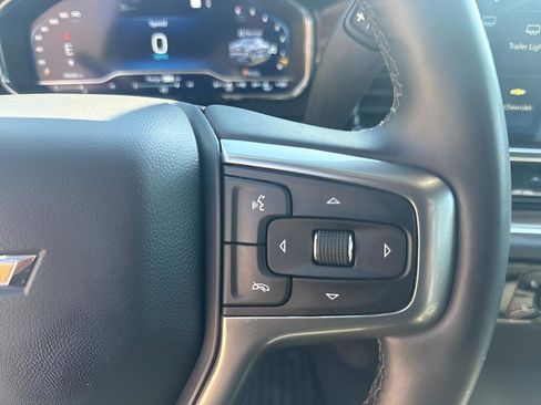 Used 2023 Chevrolet Silverado 1500 LT AWD/4WD image 16