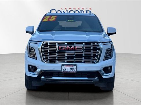 Used 2025 GMC Yukon Denali image 9