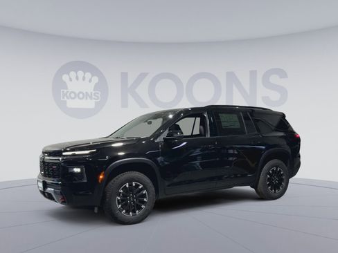 New 2026 Chevrolet Traverse Z71 w/ Enhanced Driving Package image 8