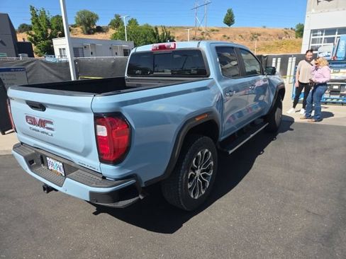 Used 2025 GMC Canyon Denali AWD/4WD image 3