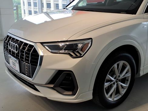 Used 2023 Audi Q3 2.0T Premium w/ Convenience Package AWD/4WD image 7