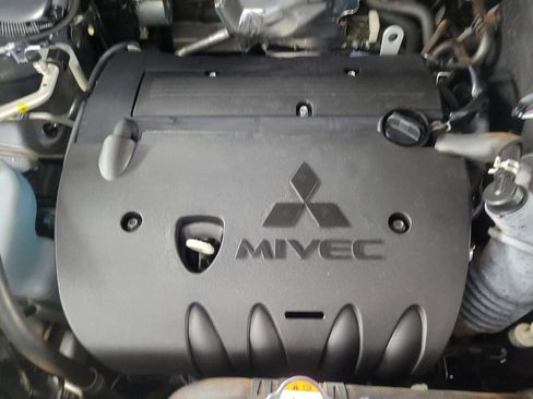 Used 2024 Mitsubishi Outlander Sport AWD image 30