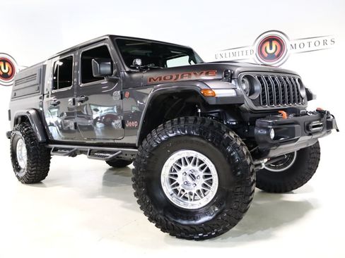 Used 2026 Jeep Gladiator Mojave AWD/4WD image 8