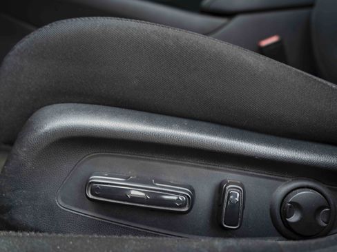 Used 2023 Honda Accord Sport image 40