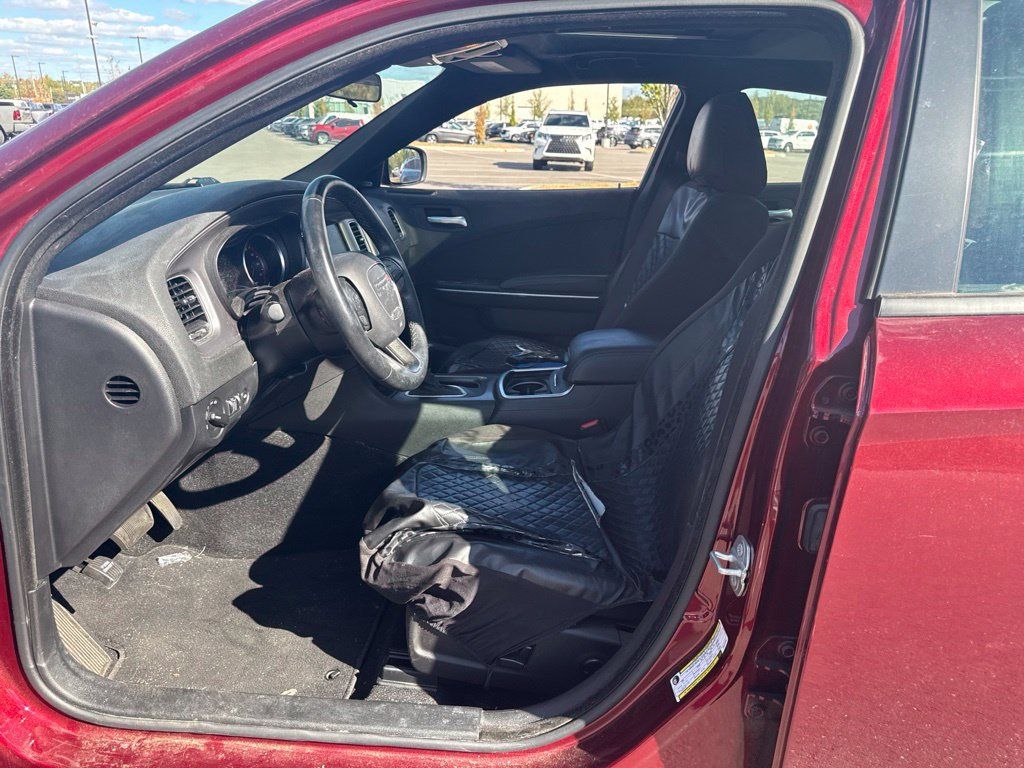Used 2023 Dodge Charger SXT RWD image 18